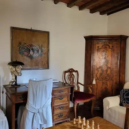 The Small Castle * Cortona