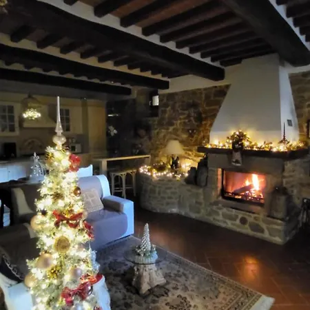 Holiday home The Small Castle