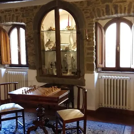 The Small Castle * Cortona